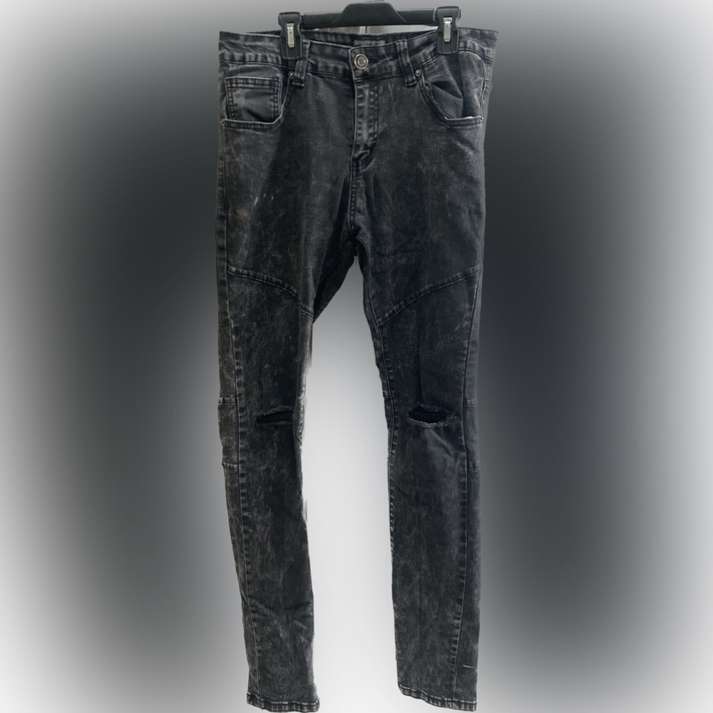 Black skinny jeans